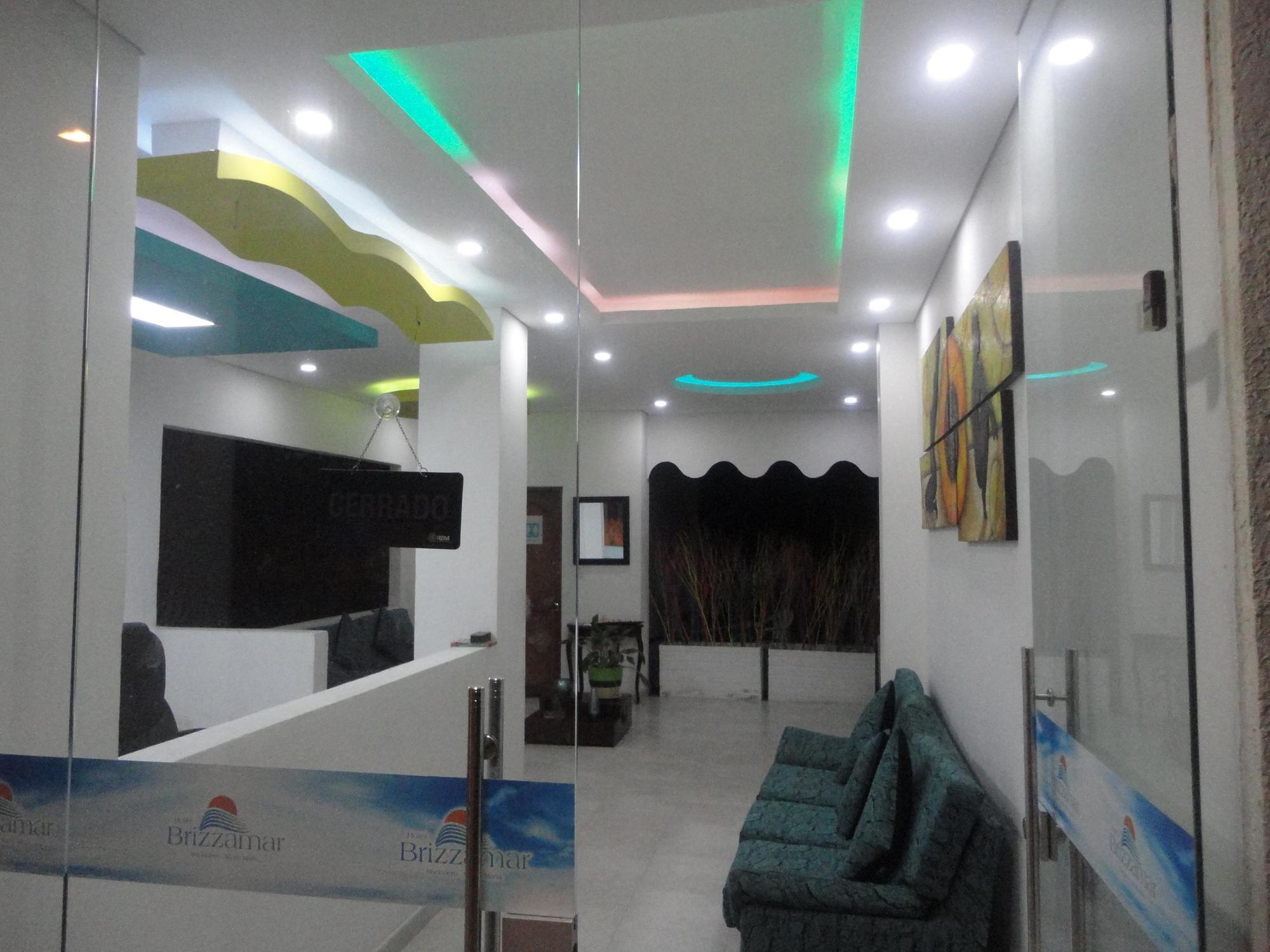 Brizzamar Hotel Santa Marta  Buitenkant foto